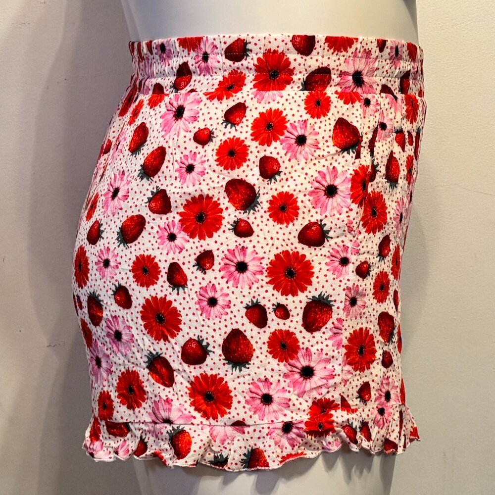 Torrid Plus Size 1X Elastic Waistband Ruffle Bloomer Shorts w/ Pockets NWT - Picture 2 of 5